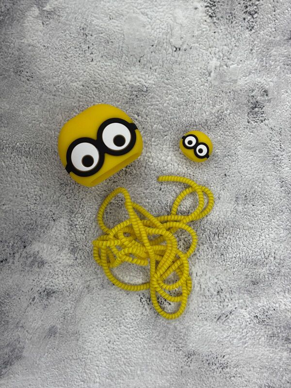 MINION EYES Embossed Charger Protection MINION EYES Embossed Charger Protection