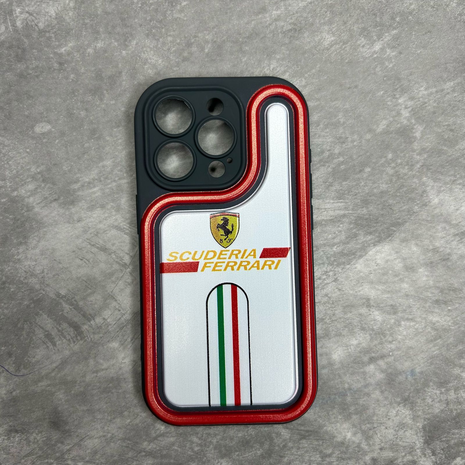 SCUDERIA FERRARI IPHONE CASE IP15PRO SCUDERIA FERRARI IPHONE CASE IP15PRO