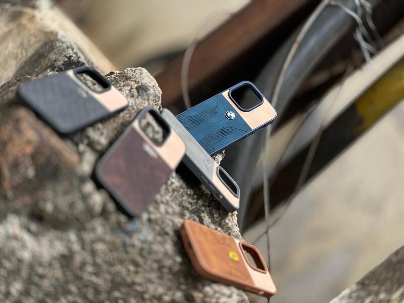 Premium Leather-Finished Motor Series Case Premium Leather-Finished Motor Series Case