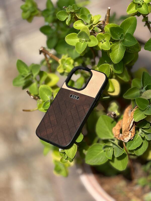 Premium Leather-Finished Motor Series Case Premium Leather-Finished Motor Series Case