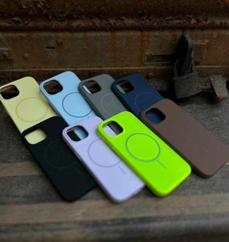 SILICONE MAGSAFE CASE SILICONE MAGSAFE CASE